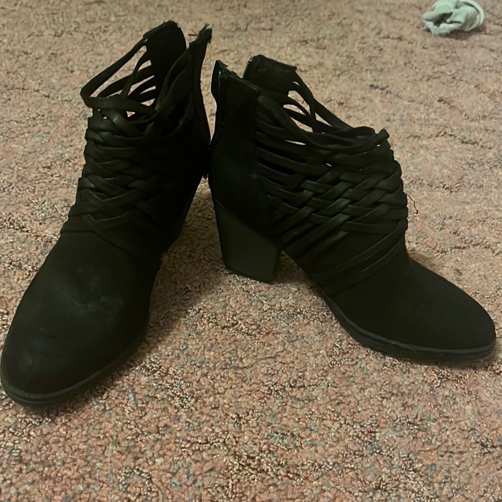 Women’s dress shoes 7.5